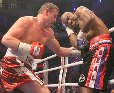 Ibragimov beats Holyfield